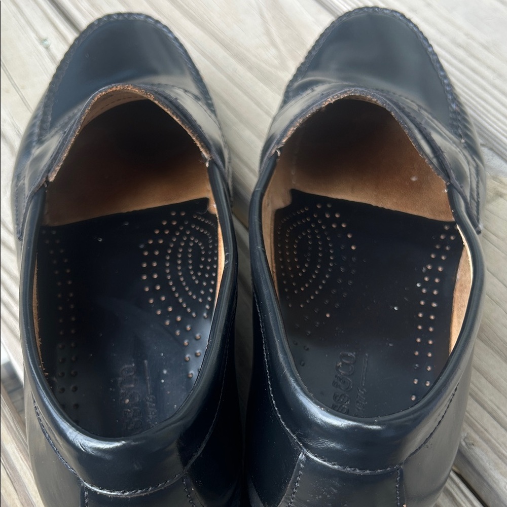 G.H. Bass Weejuns Black Leather Penny Loafers - Picture 12 of 14